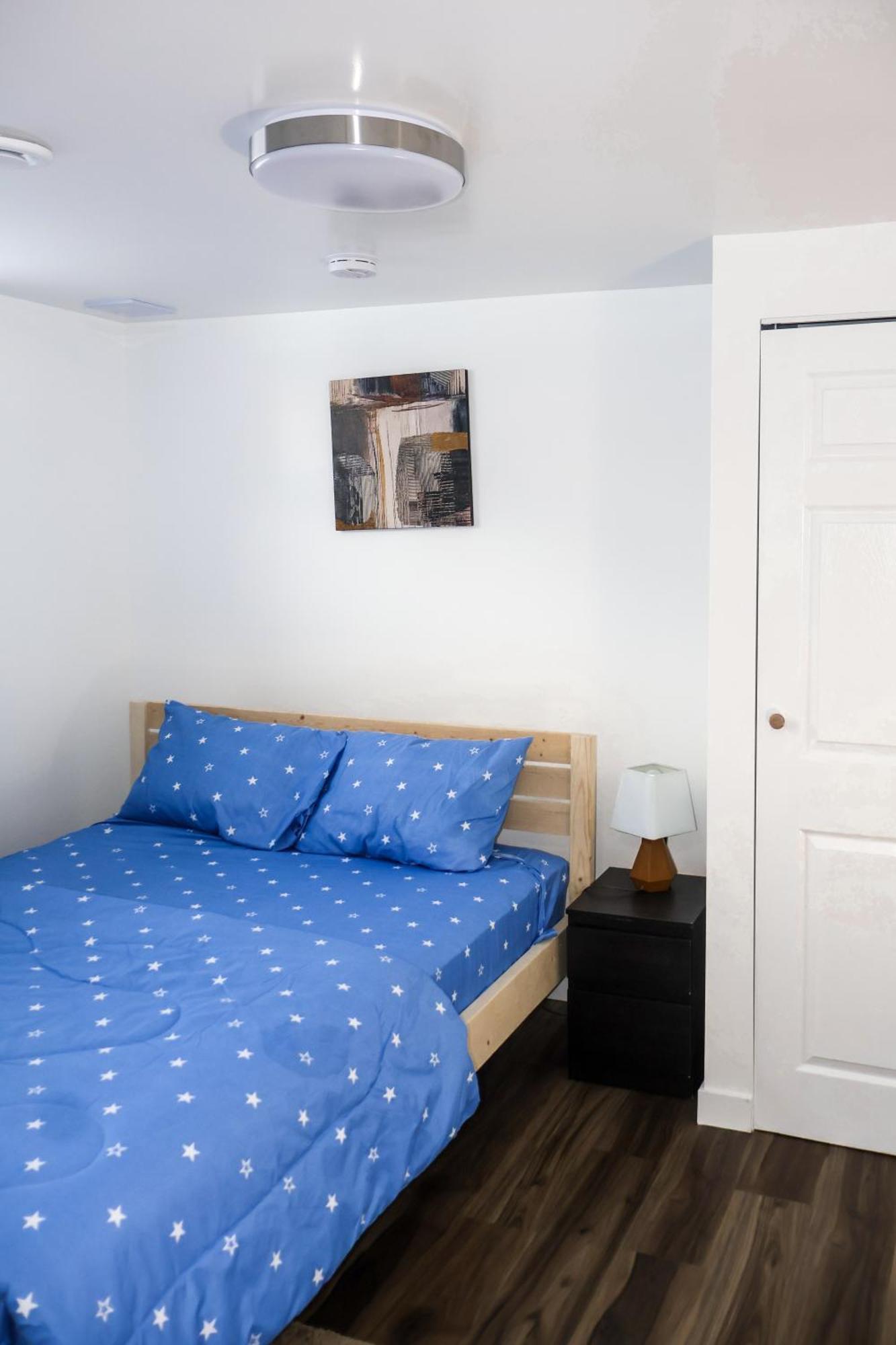Cozy 2 Bedroom Basement * Winnipeg