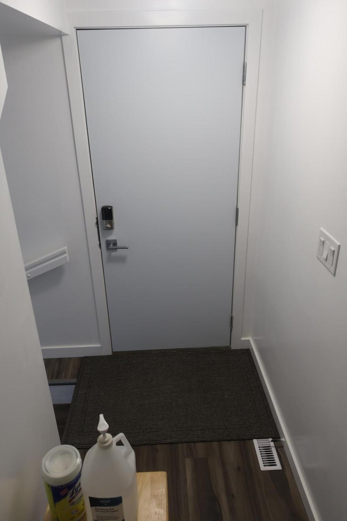 Cozy 2 Bedroom Basement Apartment Winnipeg
